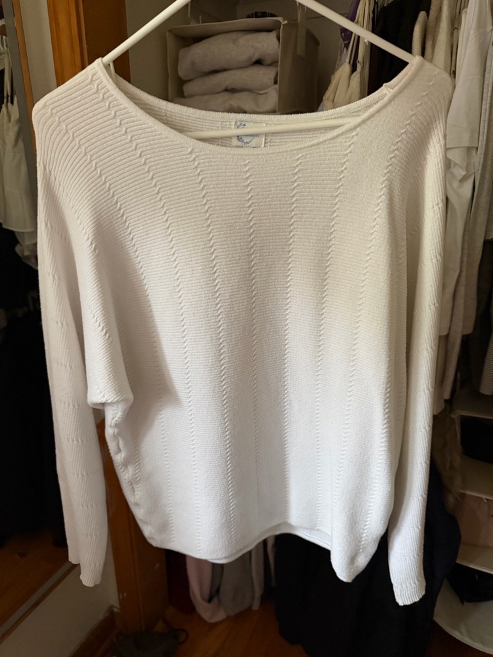 Francesca's Collections White Scoop Neck Knit Sweater